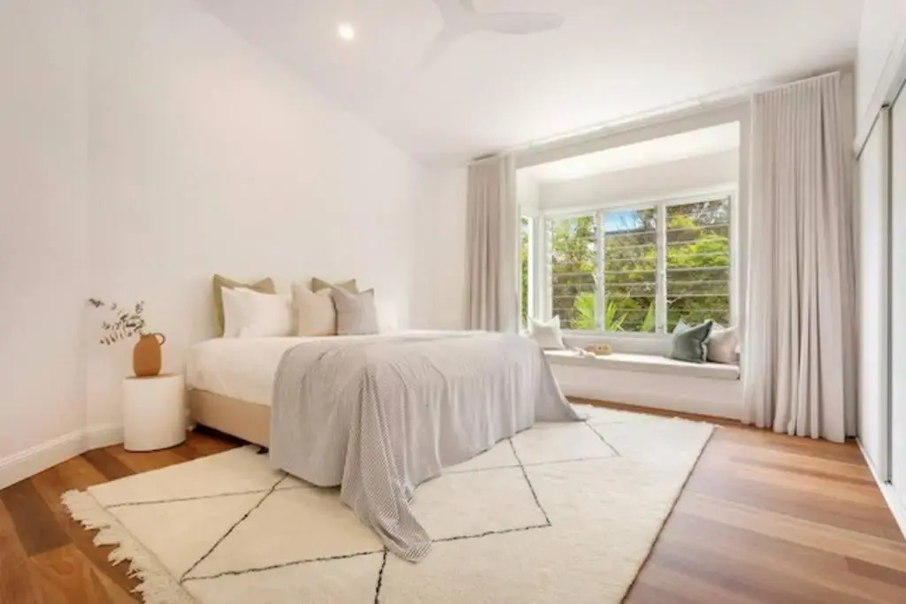 Fuller Holidays - Hacienda, Luxury 5 bedroom home with pool