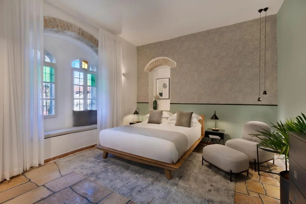 Villa Albi - Machne Yehuda Hotel
