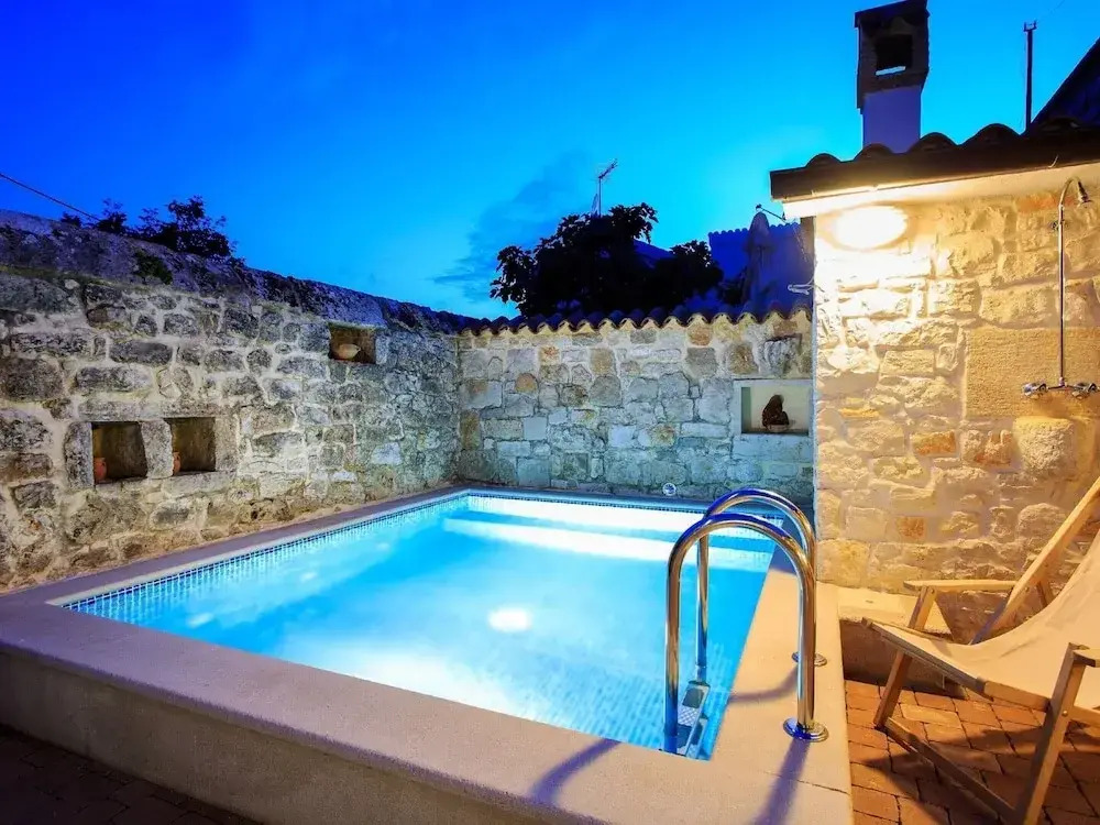Cozy Holiday Home With Heated Pool, Near Lim Bay and the Beach
