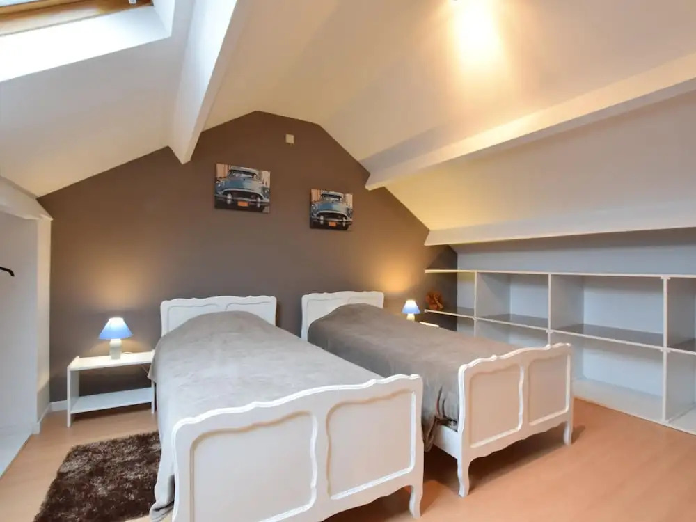 Magnificent Holiday Home in Libin with Barbecue