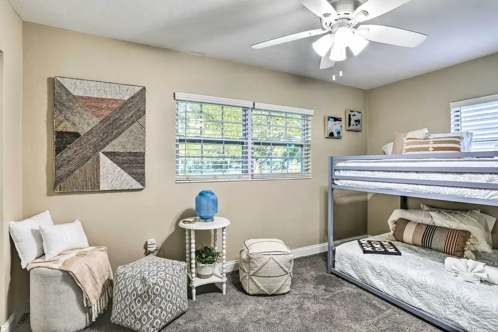 Remodeled St Petersburg Retreat w/ Hot Tub!