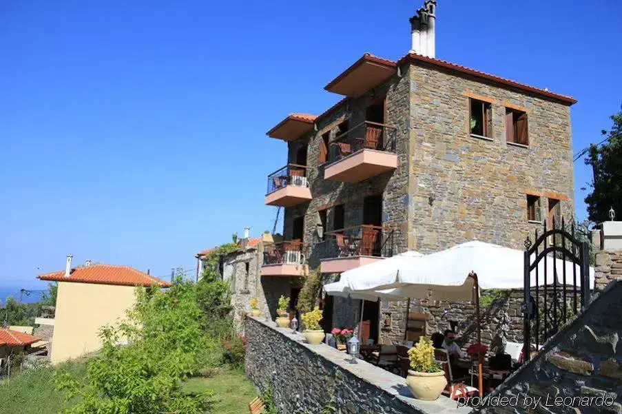 Chorostasi Guest House