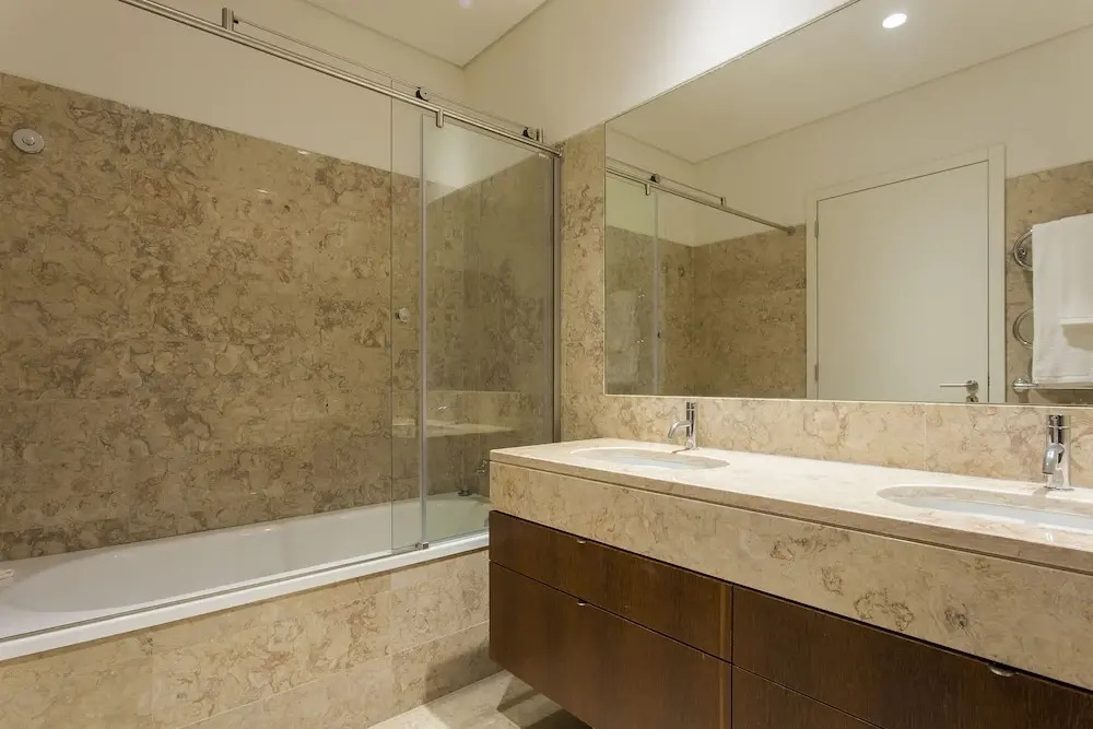 Marques Terrace Deluxe Apartment Rentexperience