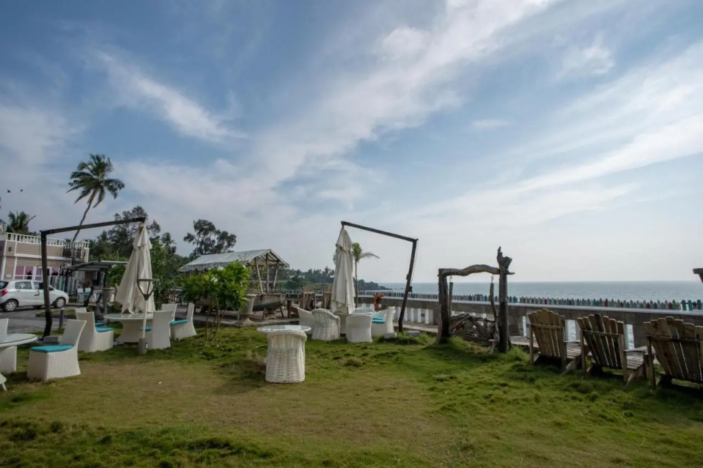 State Beach Resort And Spa