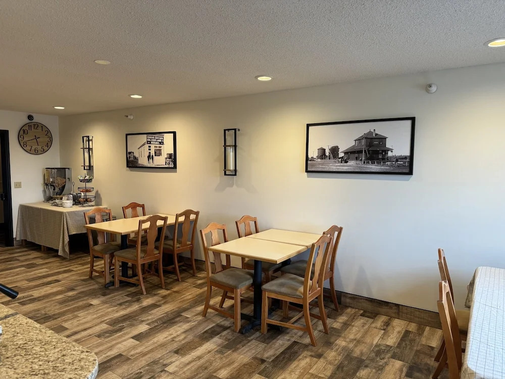 Crossroads Hotel