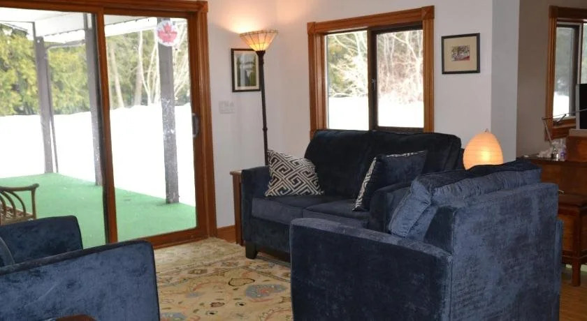 The Pines Bed & Breakfast, B&B