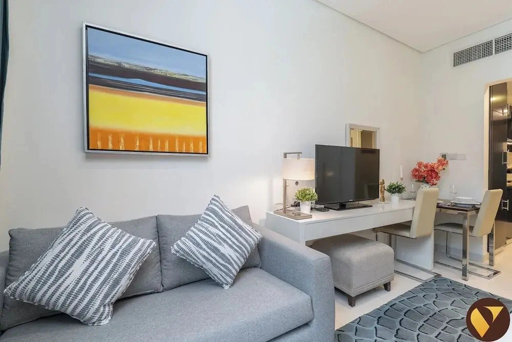Vogue | Cour Jardin Business Bay Close to Dubai Mall | Burj Khalifa