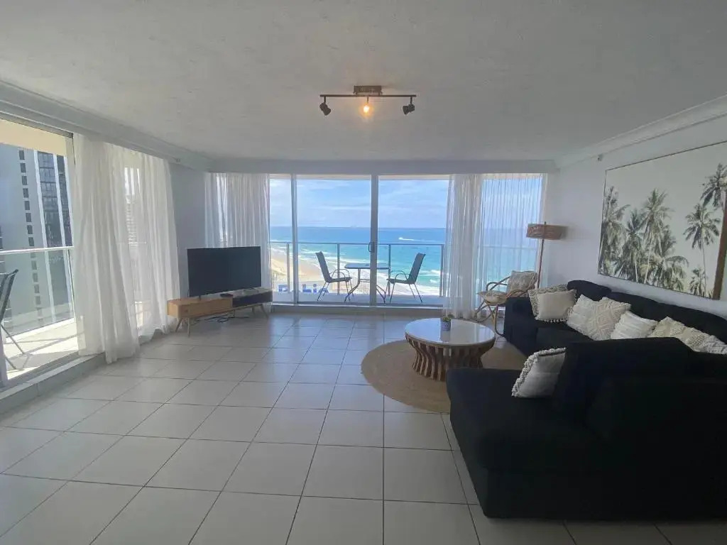 Hi Surf Beachfront Resort Apartments OFFICIAL SITE