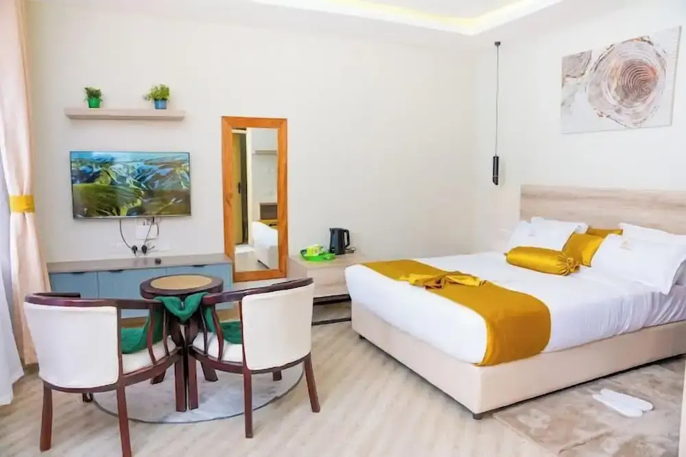 Lux Suites Studio City Apartments