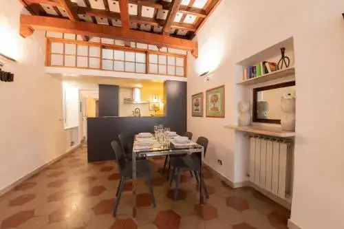 Piazza Firenze Apartment