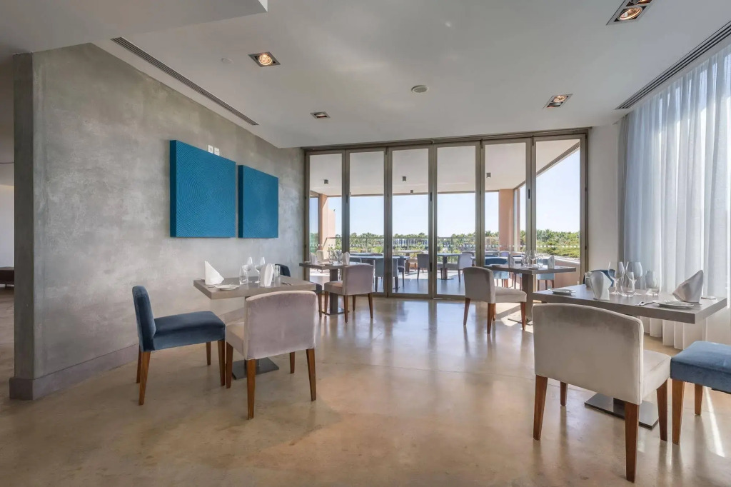 The Westin Salgados Beach Resort, Algarve