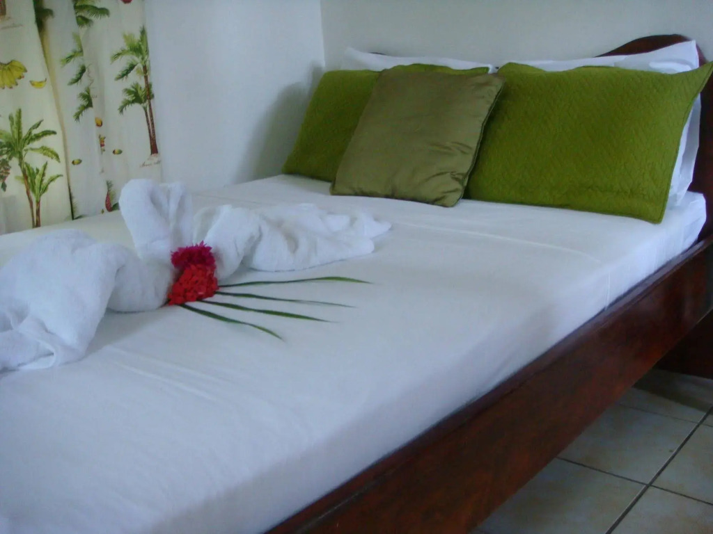 Paradise Inn