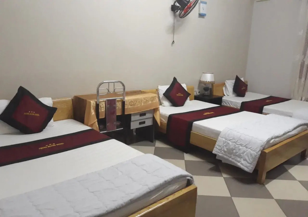 Phung Hoang Hotel