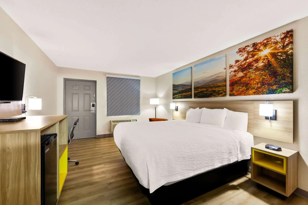 Days Inn by Wyndham Brownsville