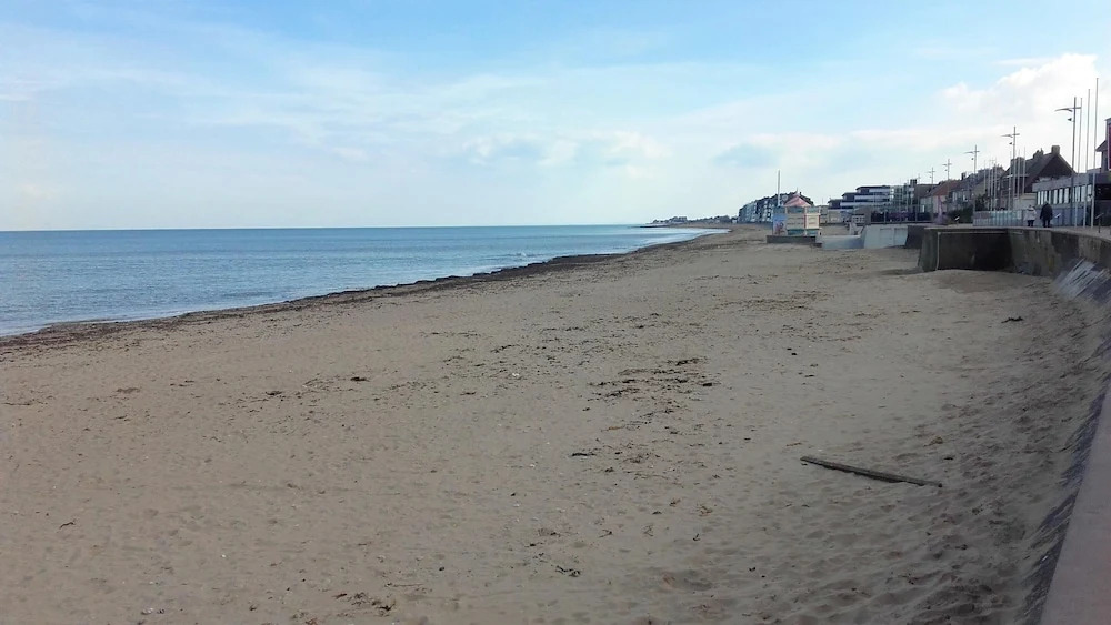 House With 2 Bedrooms in Ver-sur-mer, With Enclosed Garden - 100 m From the Beach