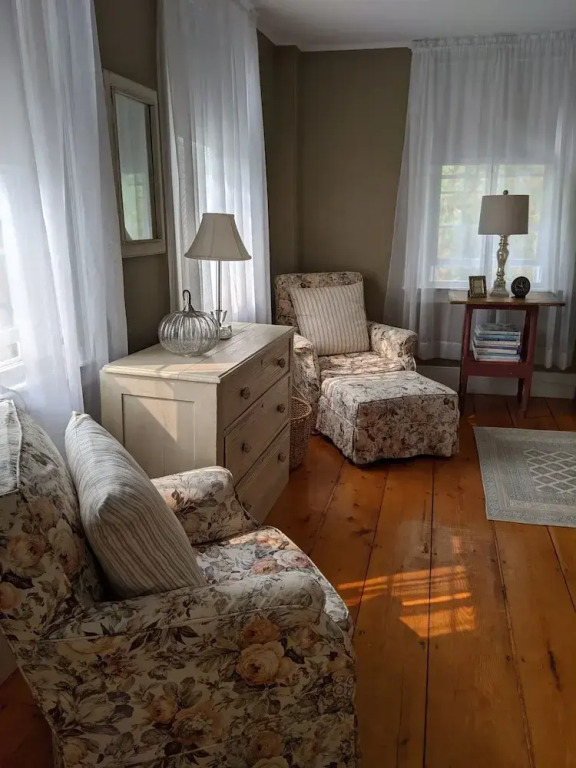 The Buckmaster Inn