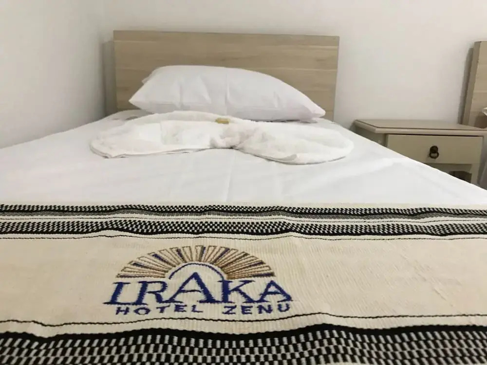 Hotel Iraka Zenu