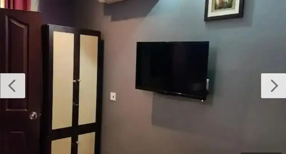 Hod Apartments   Gra