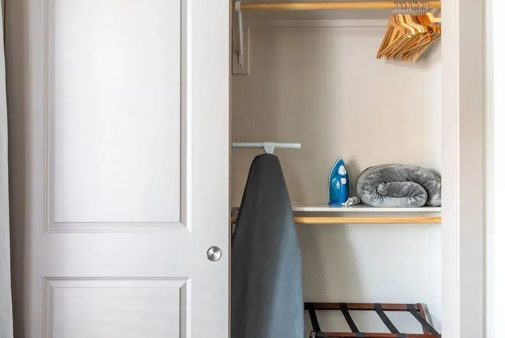 WanderJaunt -- Luxe East Austin Apartments