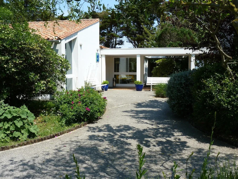 Holiday Home in Ars-en-re for Family