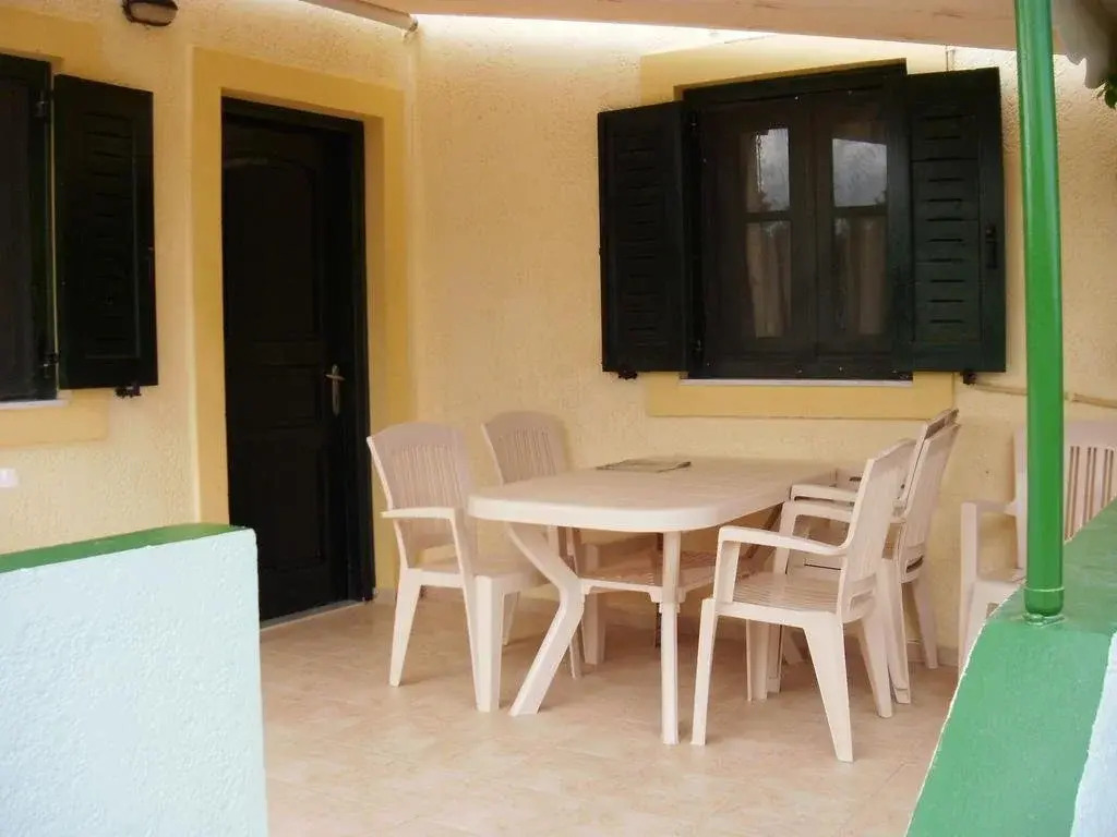 "Kouremenos Beach" seaside Apartments