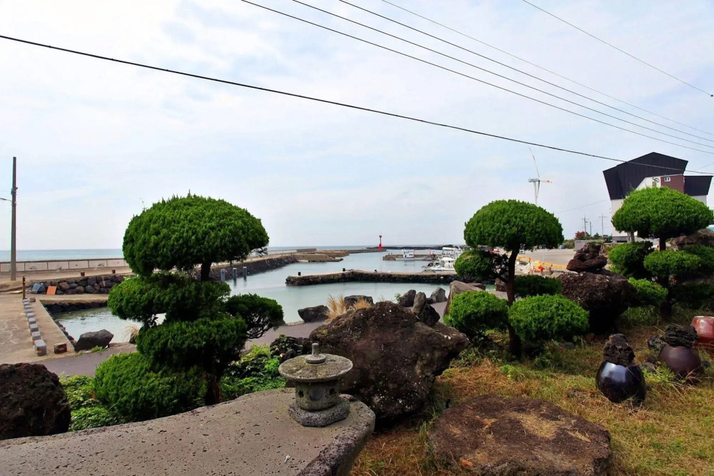 Windmill and Sea Pension