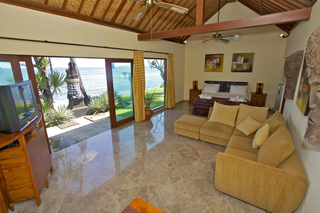 Bayshore Villas Candi Dasa
