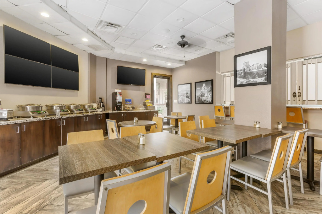 Best Western InnSuites Tucson Foothills Hotel & Suites