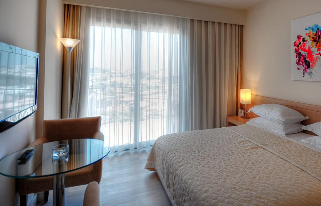 Lvzz Hotel