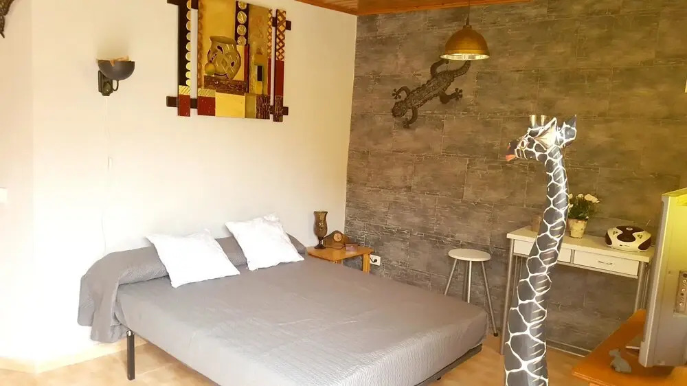 Studio in San Bartolomé de Tirajana, With Wonderful sea View, Pool Acc