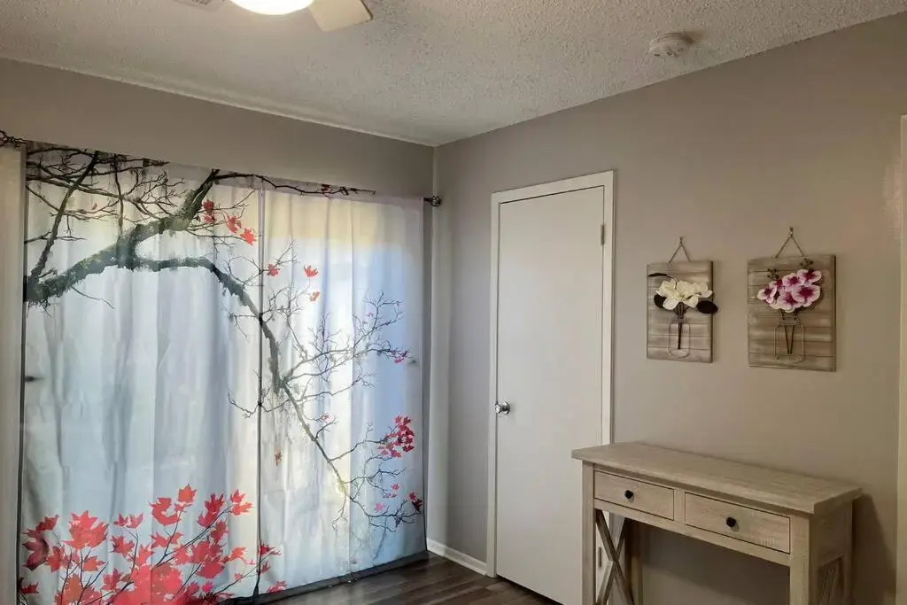 The Cottage by Mall of Louisiana, Baton Rouge