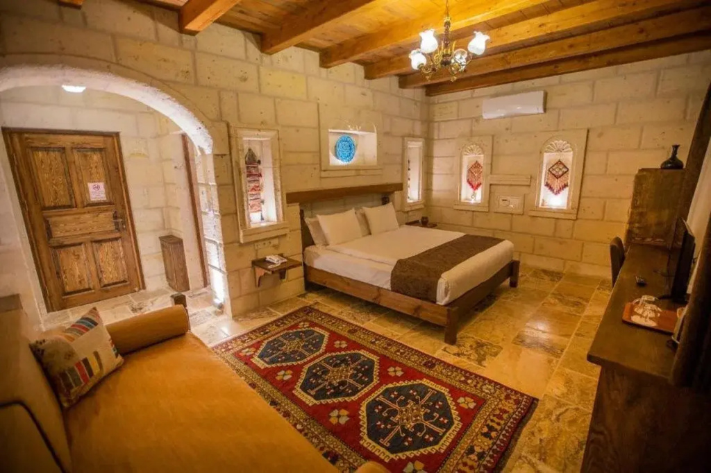 Zara Cave Hotel