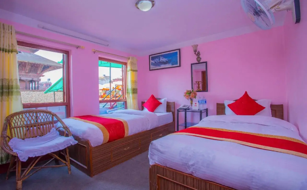 OYO 241 Nytapola View Guest House