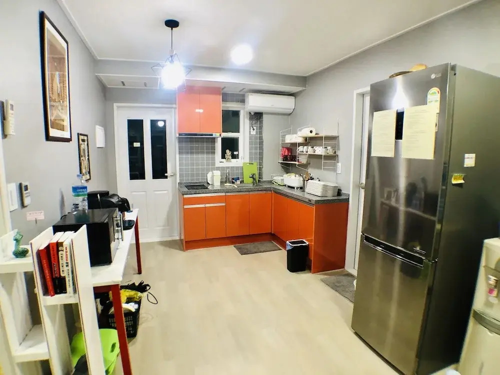 Nomad Inn Gangneung - Hostel