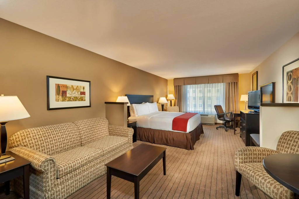 Holiday Inn Express & Suites - El Paso North by IHG