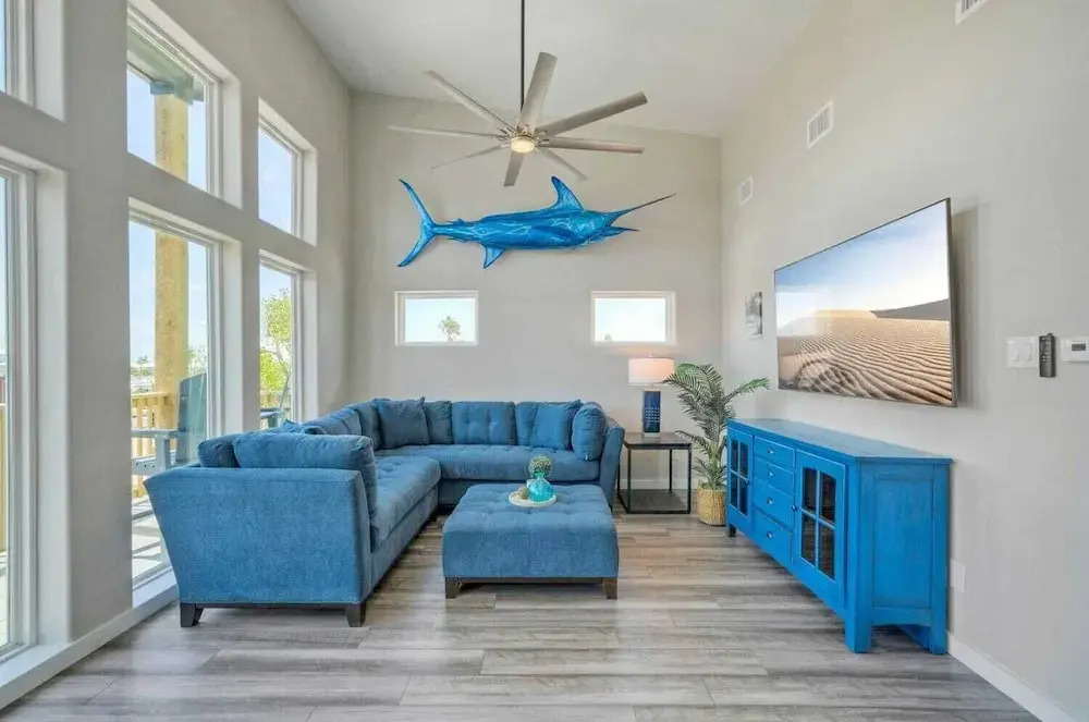 Dean Marlin by Avantstay Stunning Old Town Home!