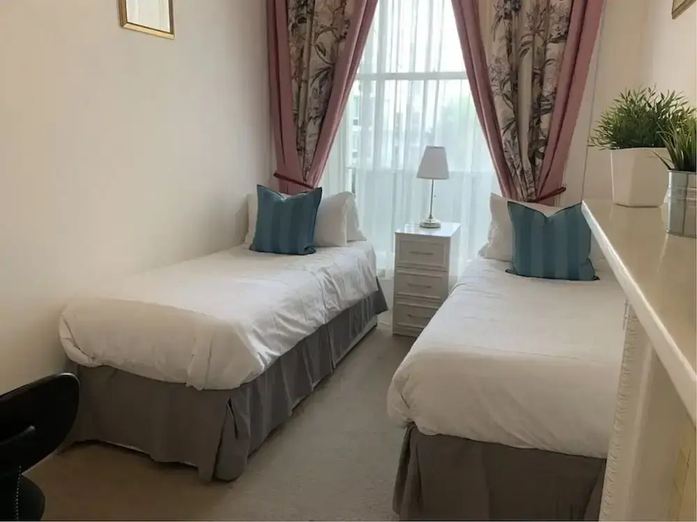Stay In Apartments Queensway