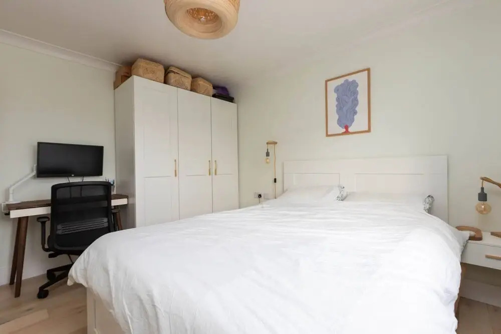 Stylish and Light 1 Bedroom Flat Near Victoria Park