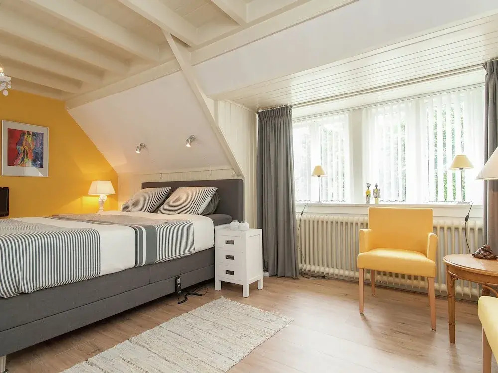 Luxurious Villa in Fantastic Location Between Forest and Centre Near Bergen