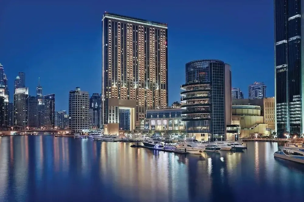 JW Marriott Full Marina View Direct Access to Marina Mall by Cosmos Living
