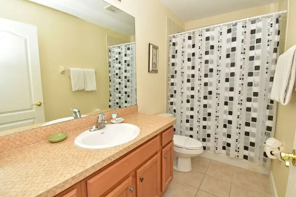 641 A Happy Potter s Place 4 Br villa by RedAwning
