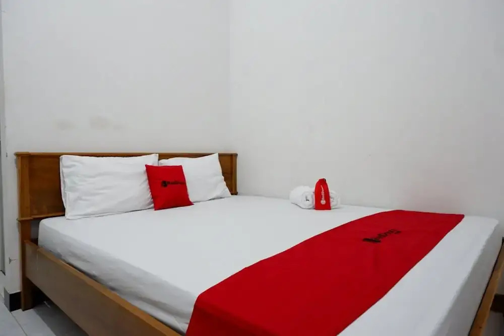 Minang Permai 3 by Reddoorz