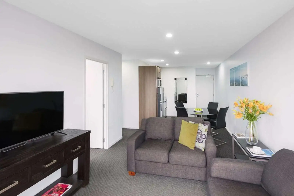 Nesuto St Martins Apartment Hotel