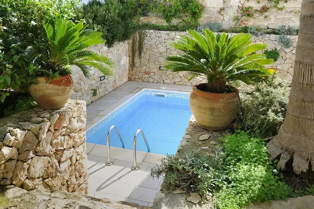 Apartment With Terrace and Communal Pool in Nardo
