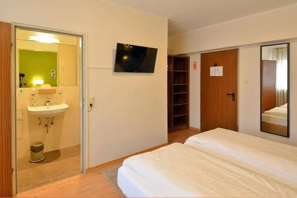 L Angolo Ristorante & Hotel GmbH
