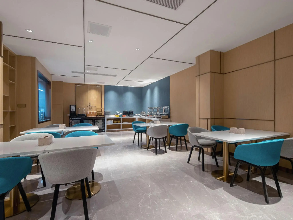 Cheermay Hotels (Huizhou West Lake)
