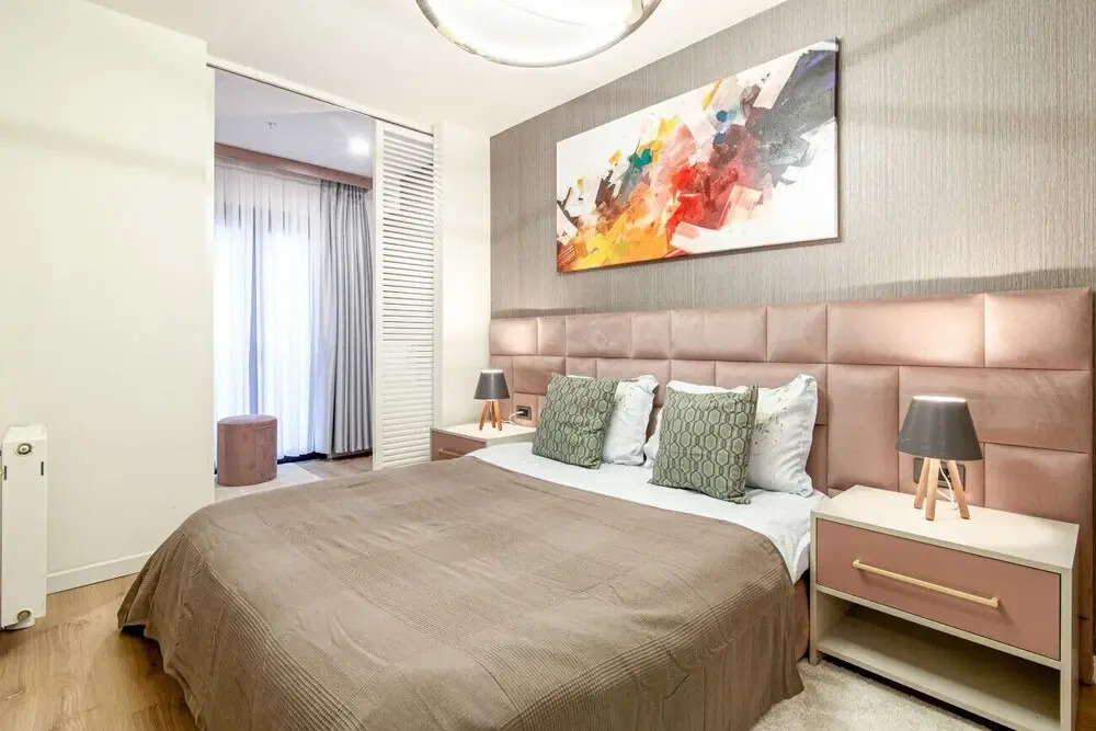 Elegant Flat Close to Malls in Sariyer