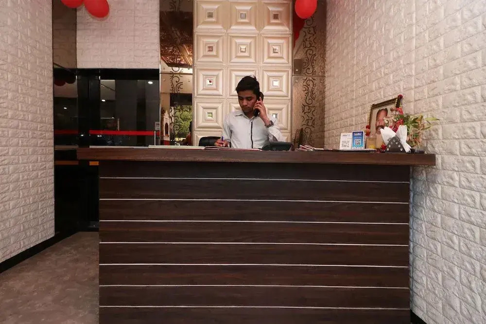 OYO 22826 Hotel Sheltear & Resturant
