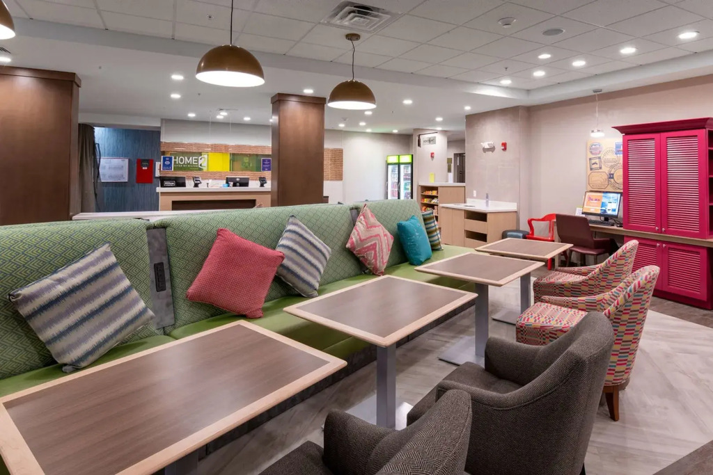 Home2 Suites By Hilton Raynham Taunton