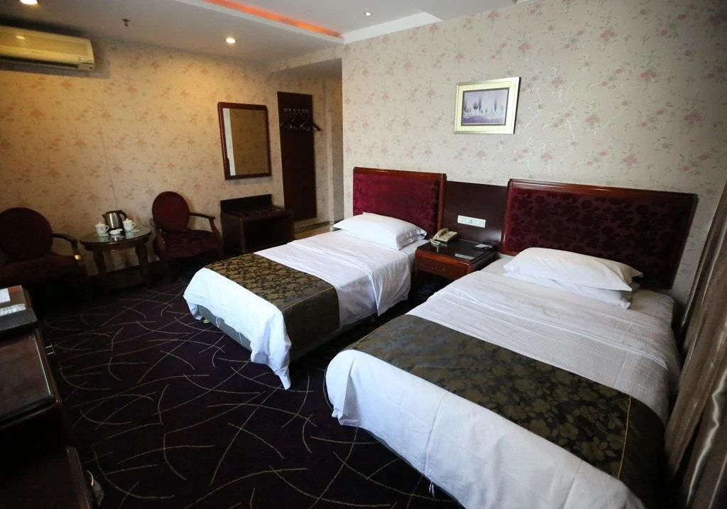 Milan Holiday Hotel